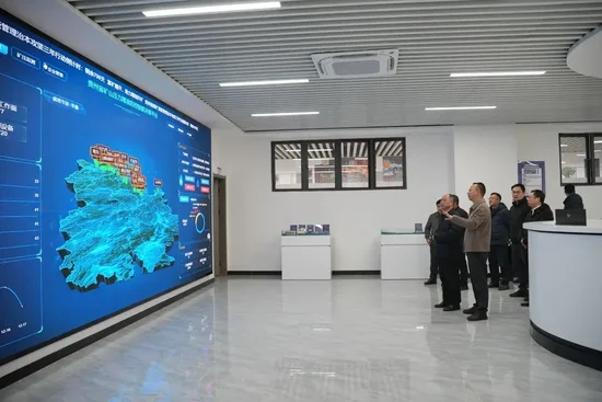 攜手打造政校企科技創新平臺！貴州理工學院與六盤水市政府簽署合作協議