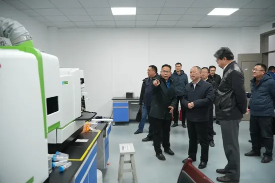 攜手打造政校企科技創新平臺！貴州理工學院與六盤水市政府簽署合作協議