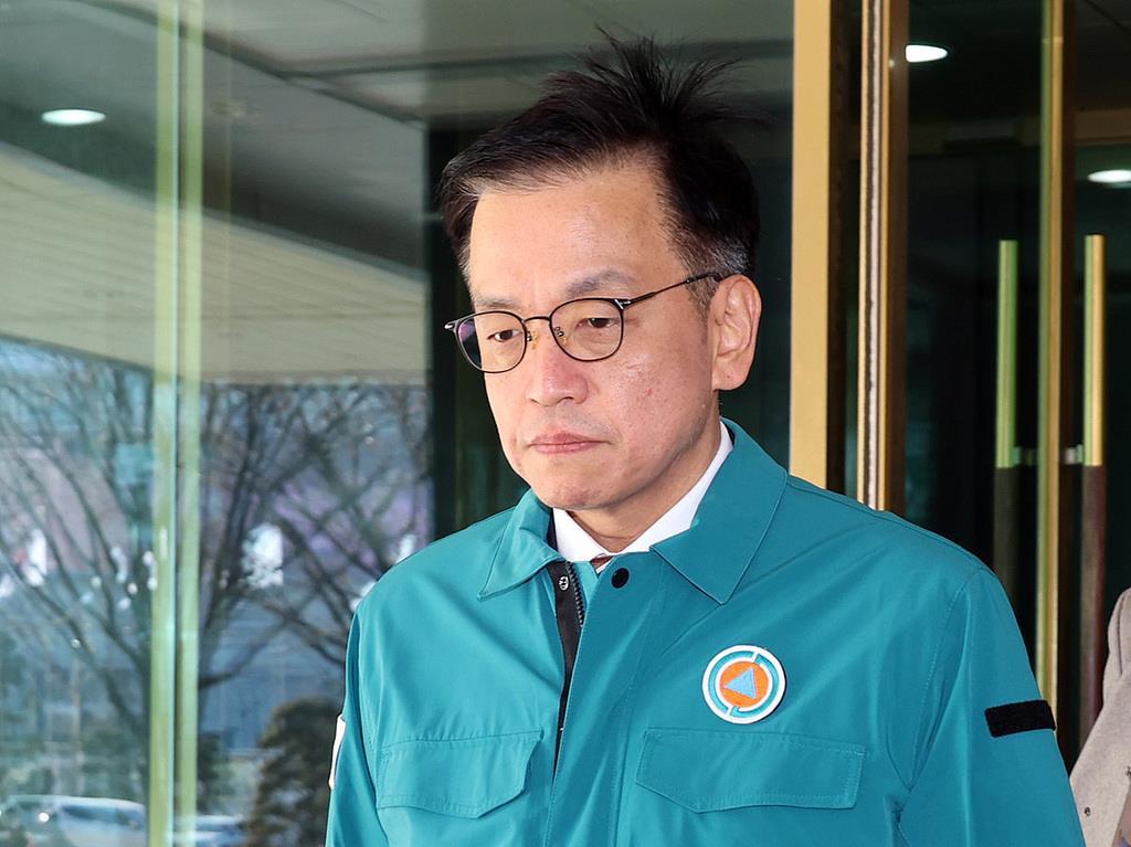 僅2人獲救 韓客機失事前6分鐘詳情公布 幸存者問：發(fā)生了什么？