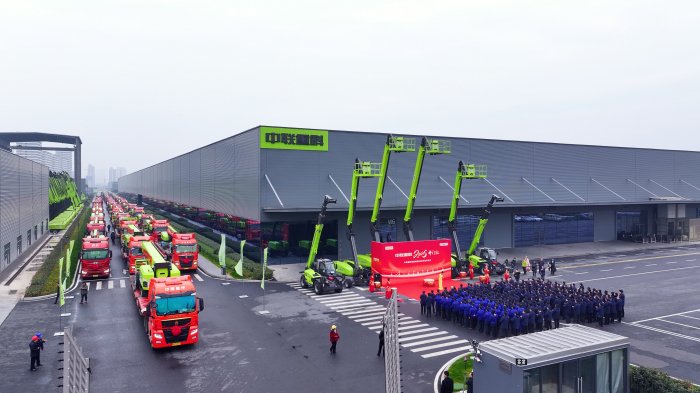 萬臺設備集中發車 工程機械企業開年發貨忙