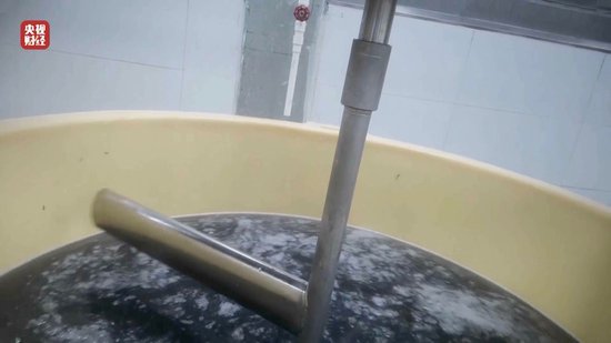 3·15晚會丨“保水蝦仁”，浮出水面！1斤蝦仁7兩冰……