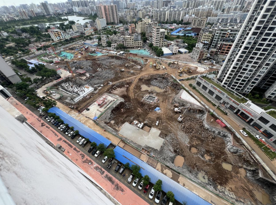 事涉359套！海口一小區樓體“集體”開裂！當地政府已介入
