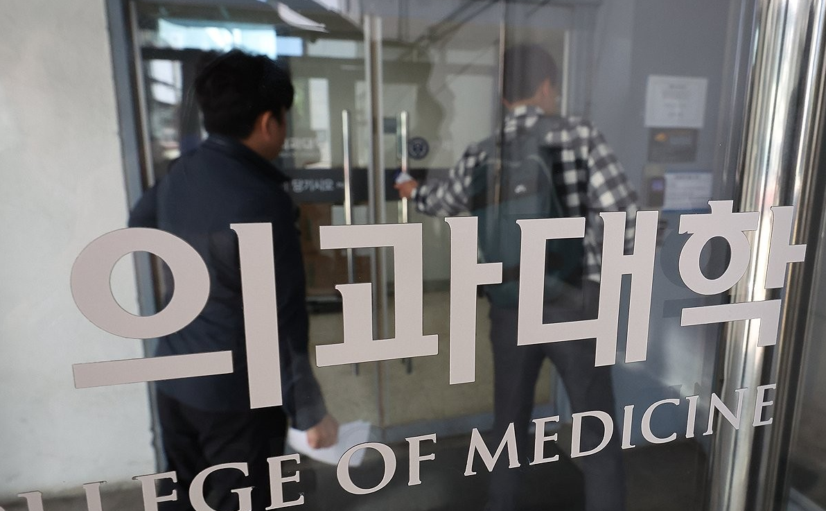 韓國醫科大學生宣布返校上課 要求政府保障正常教學安排