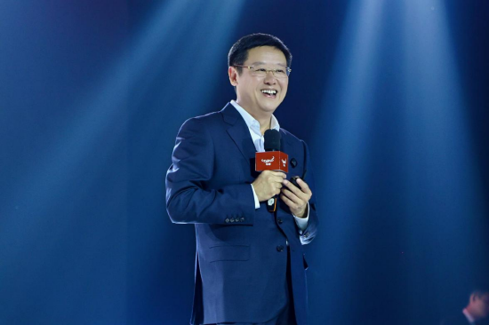 珍酒李渡吳向東直播首秀全網最熱，牛市啤酒重磅上新